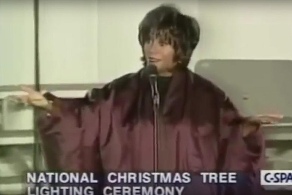 Patti LaBelle Stumbling Through “This Christmas” is a Classic