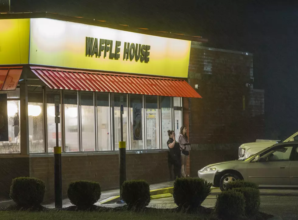 Man Helps Himself to Waffle House While Employee Sleeps