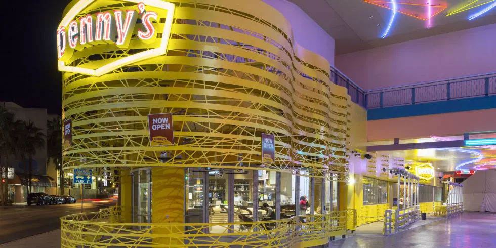 You Can Get Married at a Denny&#8217;s in Vegas for $99, But Pancakes Are Extra
