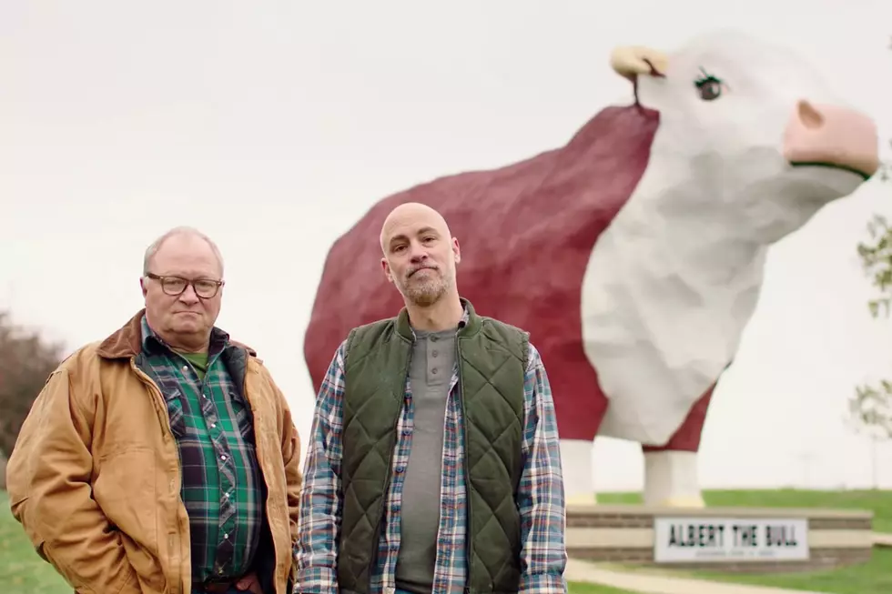 Iowa’s “Albert the Bull” Featured in Super Bowl Ad