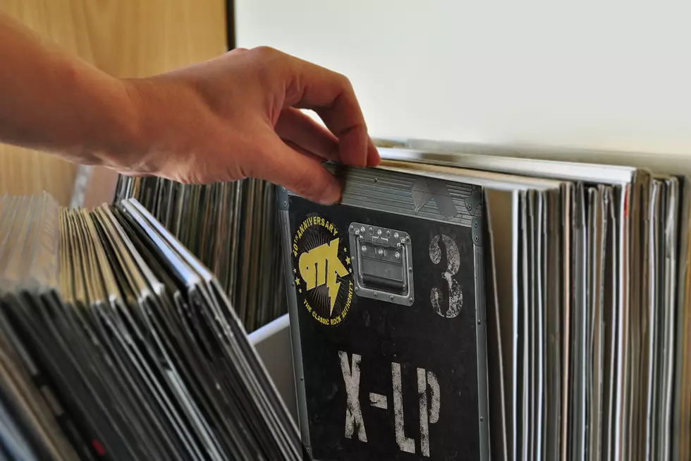 Vinyl Record Sales Surpassed CDs for The First Time Since 1980s