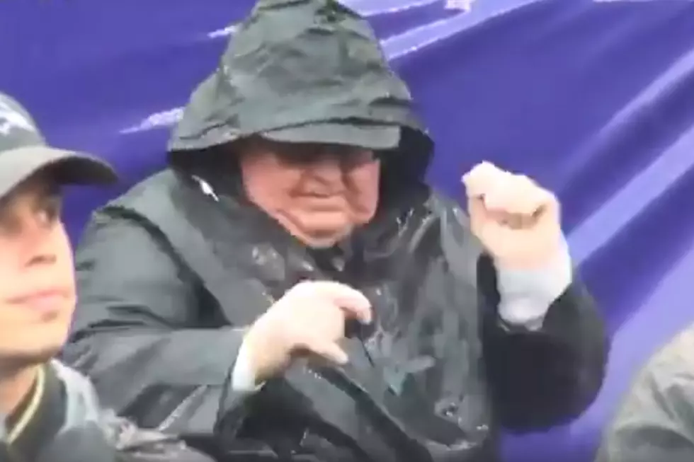 Baltimore Ravens Band Member Perfectly Air Drums to Rush