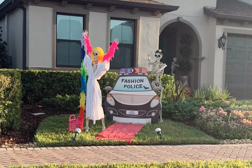 Florida Family Ups The Ante On Halloween Displays