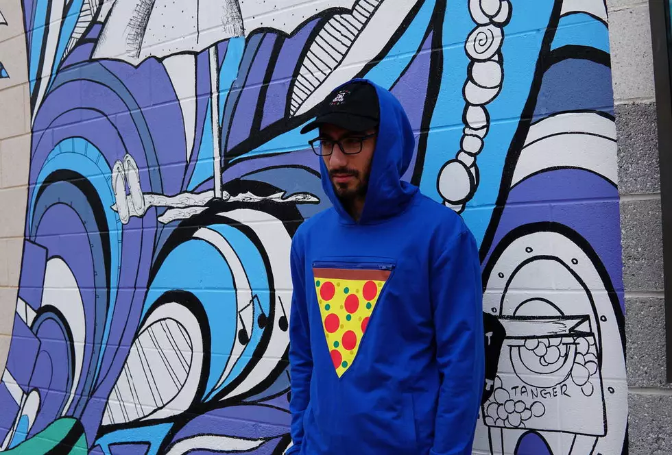 “Pizza Pocket” Hoodie Allows You To Carry Warm Pizza With You Everywhere You Go