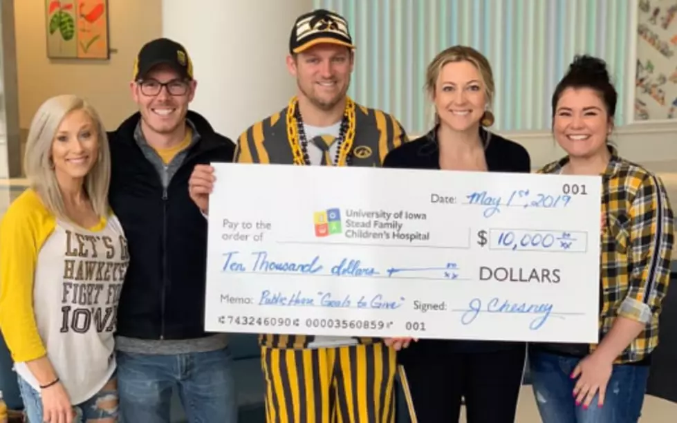 Davenport Bar Raises $10,000 For University of Iowa Stead Family Children&#8217;s Hospital