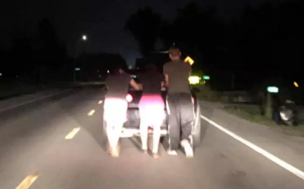 Woman&#8217;s Car Broke Down, and Three Teenagers Pushed It Four Miles