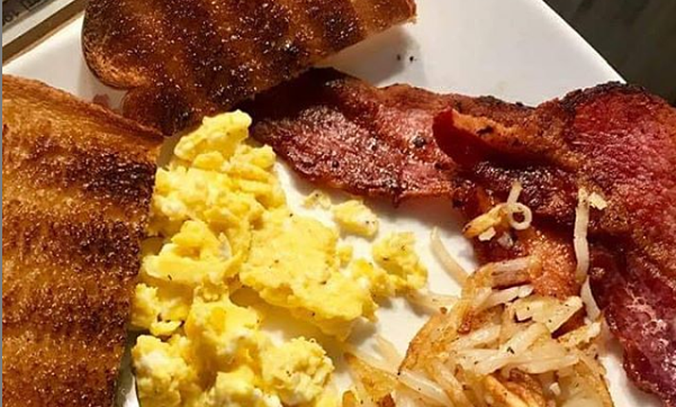 Here’s How the Average American Likes Their Bacon, Eggs, Toast, and Coffee Prepared