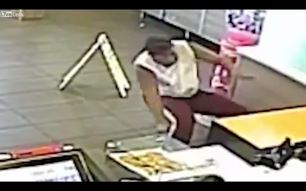 Woman Returns Food to McDonald’s, Takes Blender to the Face