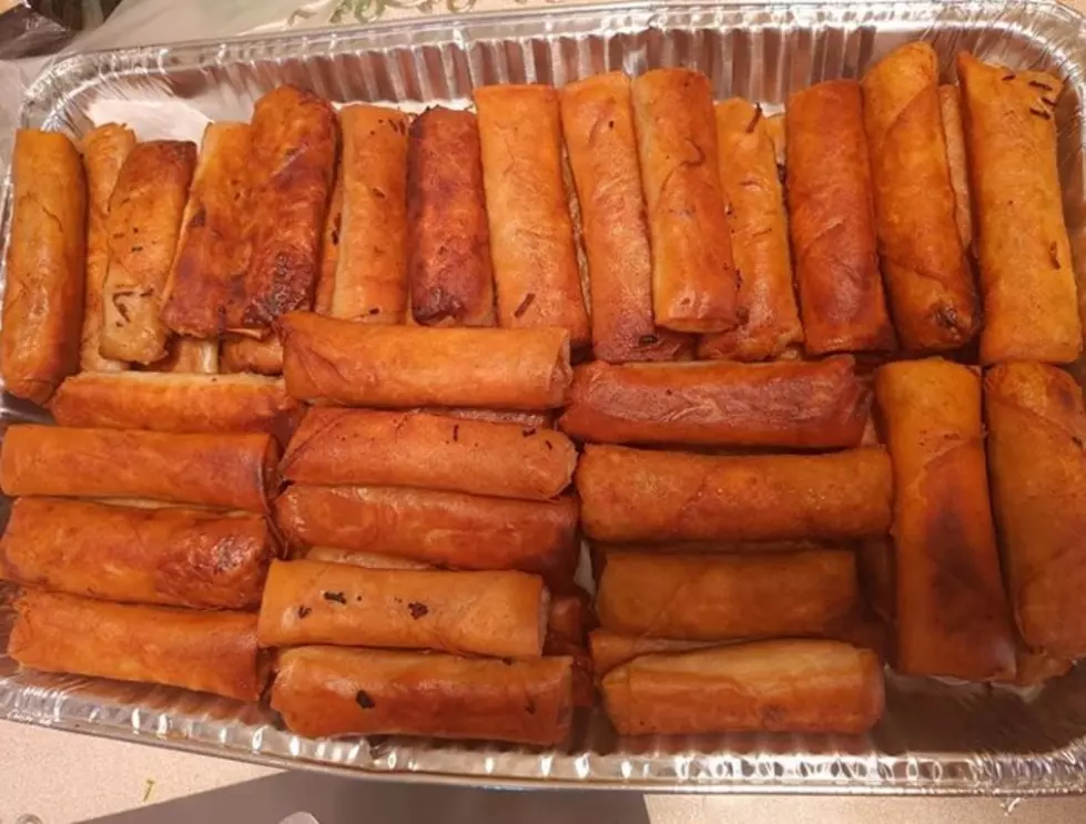 Man Dialed 911 1,100 Times To Try To Sell Egg Rolls