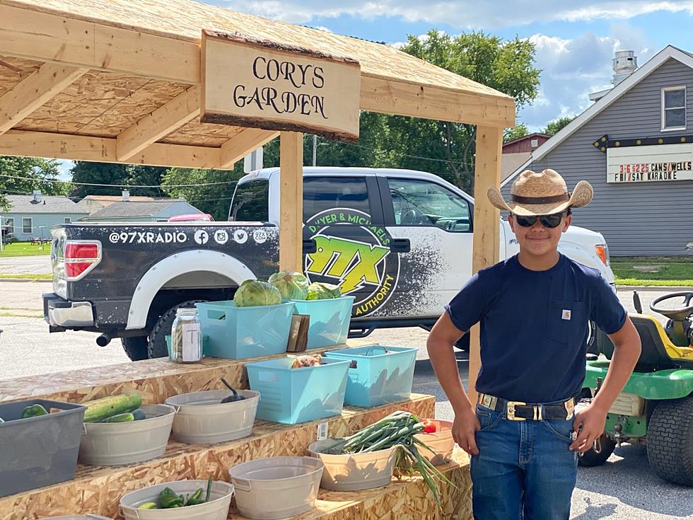 Enterprising Teen Selling Garden Fresh Produce in West Davenport