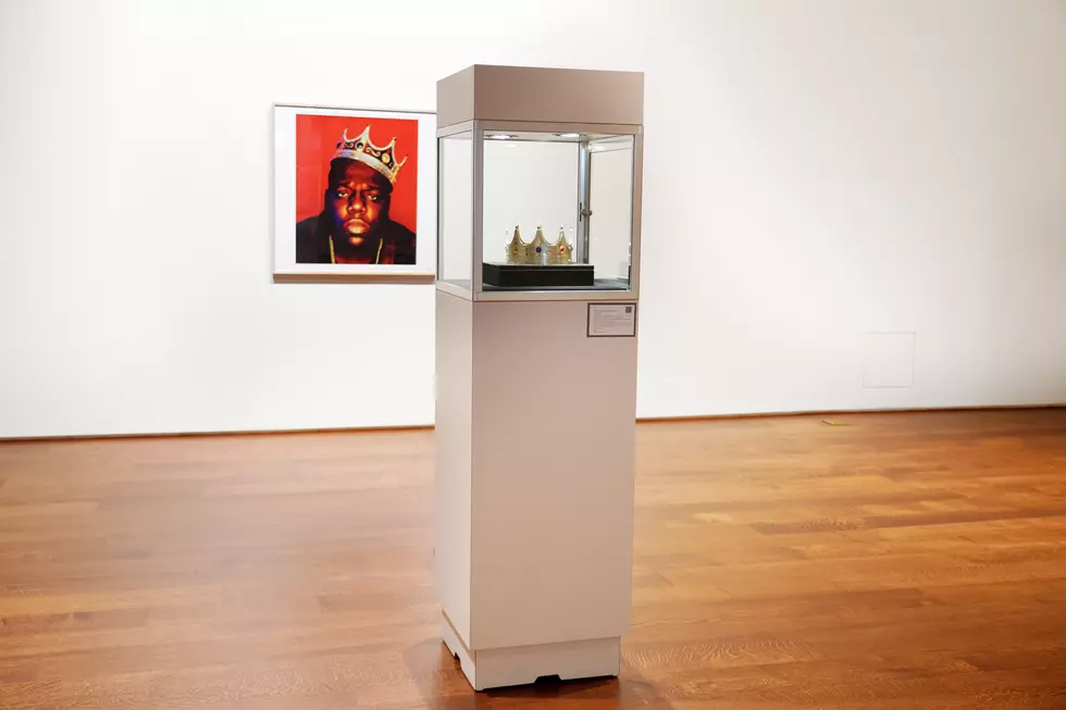 Notorious B.I.G.&#8217;s $6 Plastic Crown Sells For $594,750 At Auction