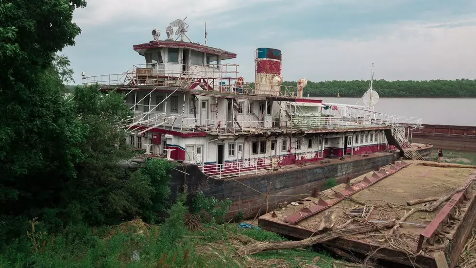 Abandoned Jumer&#8217;s Casino Boat Looks Like A Ghost Ship