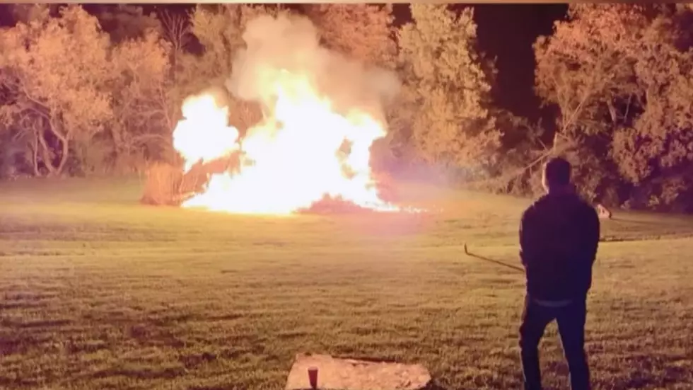 Bettendorf Man Lights Bonfire with Flaming Golf Ball