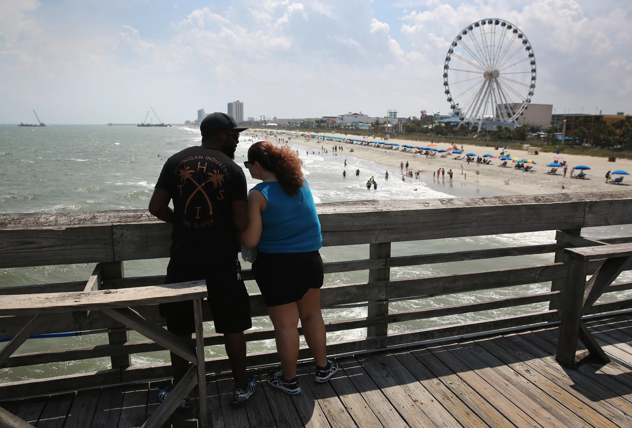 Real Homemade Sex Beach - Couple Accused of Filming Public Sex at Myrtle Beach Ferris Wheel