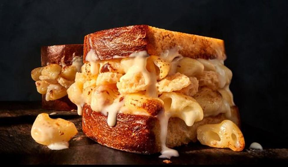 Panera Added A Mac & Cheese Sandwich To Menu