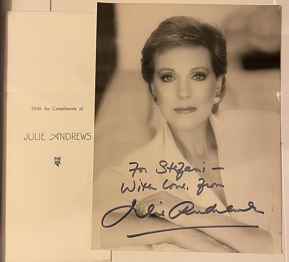 Quad City Flight Attendant Talks The Time Julie Andrews Mailed Her Daughter A Photo