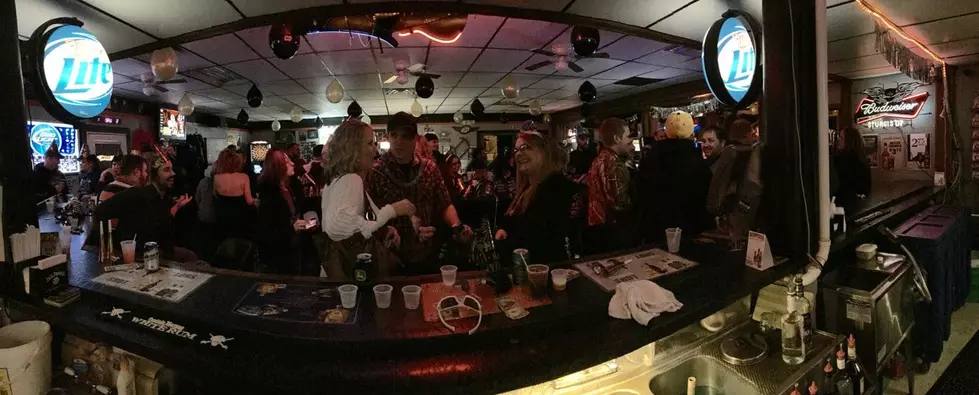 Dive Bar Bucket List: How Many of These QCA Taverns Have You Been To?
