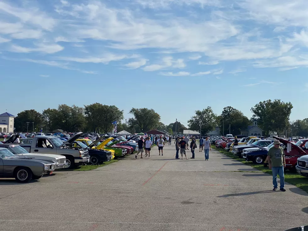 Cruise Into Blackhawk College Hot Roddin’ For Scholars