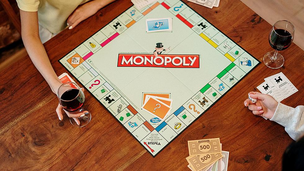 Game of Monopoly Ends Violently With Samurai Sword Fight