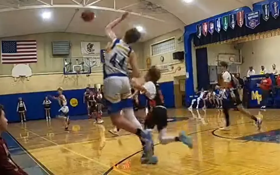 Illinois 13-Year-Old Makes Full Court Buzzer Beater Shot