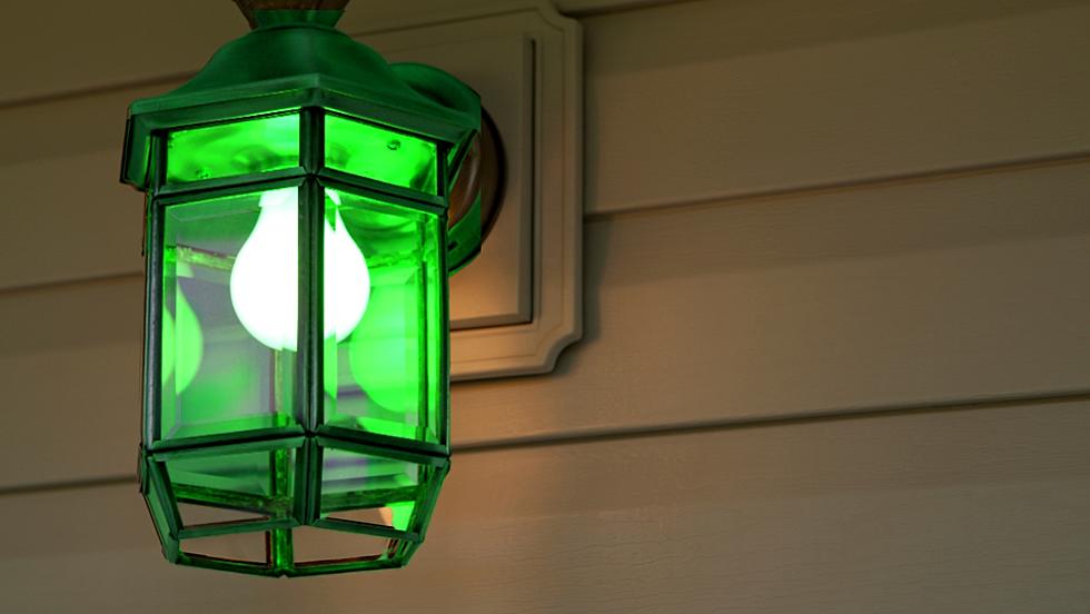 What Does It Mean When You See a Green Porch Light in Illinois?