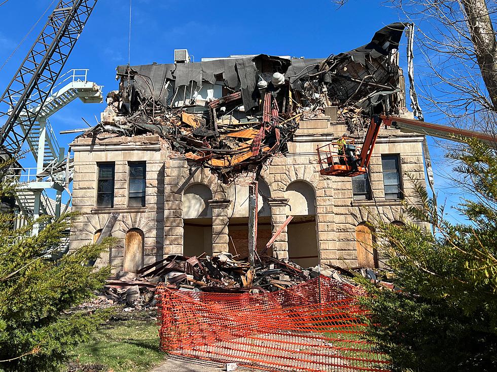 Rock Island Courthouse Demolition Has Begun