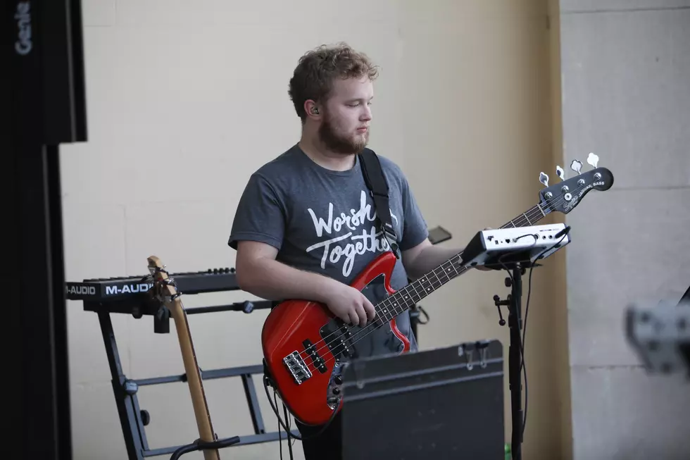 Proof That Hairball Plays Bass