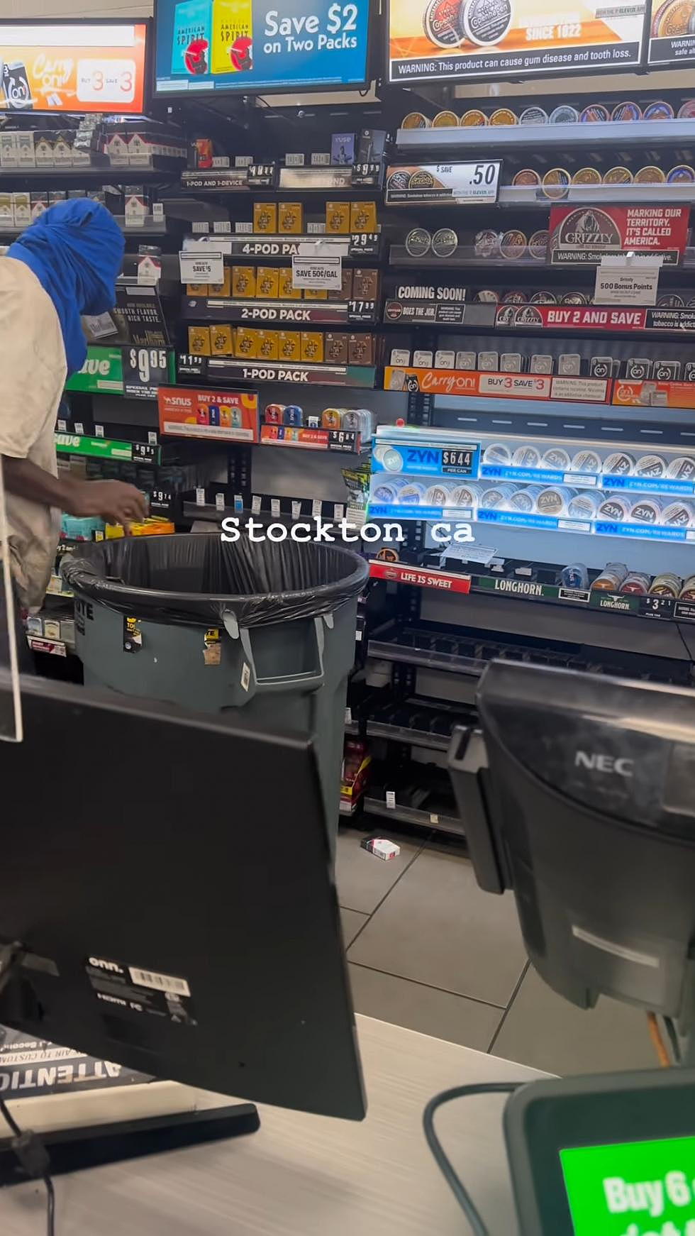 attachment-VideoScreenshot--EventhoughIsavetheguylifeamedalgoesouttothetwomenprotectingtheirstoreGodblessyouallInstagram-0’47”