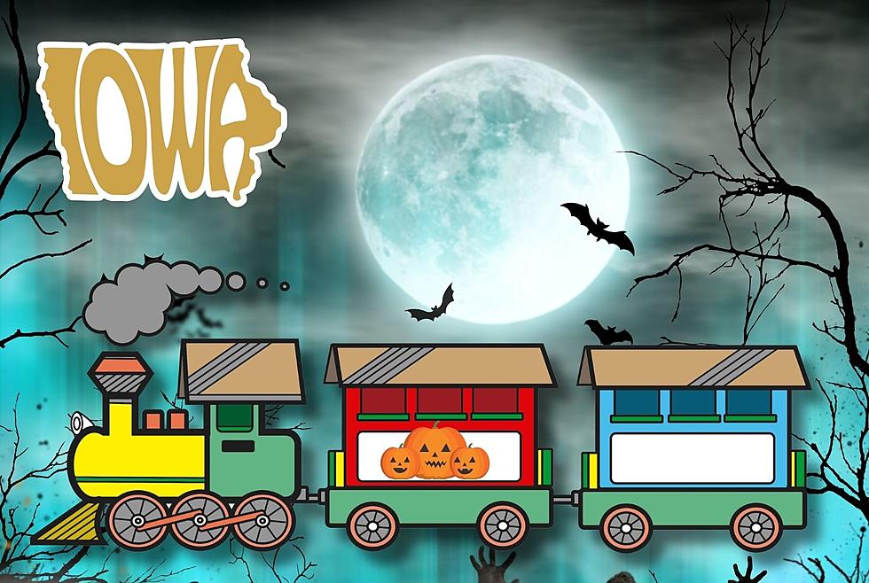 This Iowa Haunted Train is A Fun Family-Friendly Halloween Event