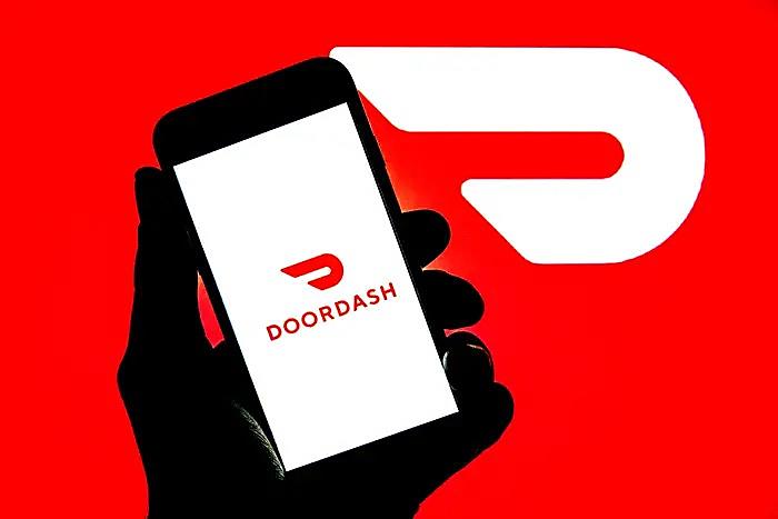 Spit-and-run? Video shows DoorDash driver appearing to spit on