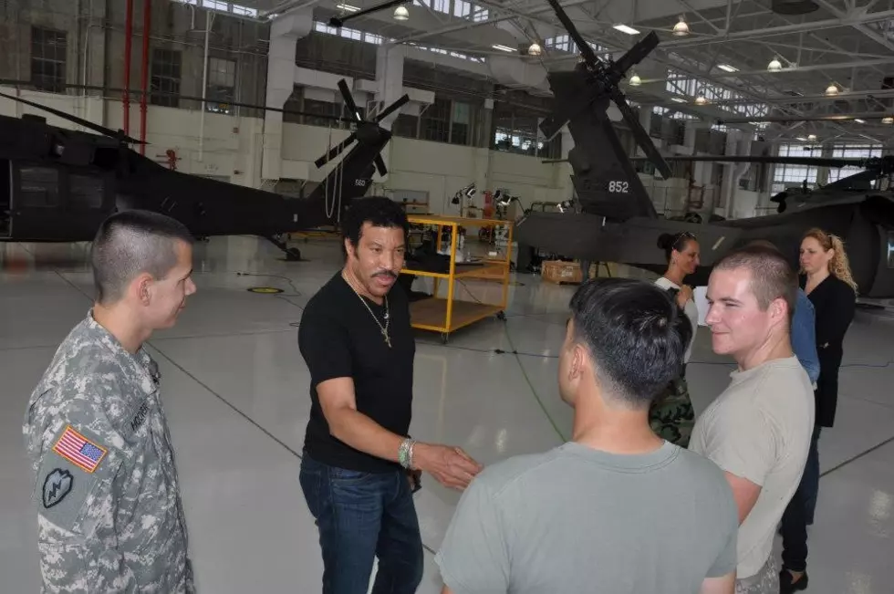This Is Why You’ll See Lionel Richie’s Face At The Quad City Air Show
