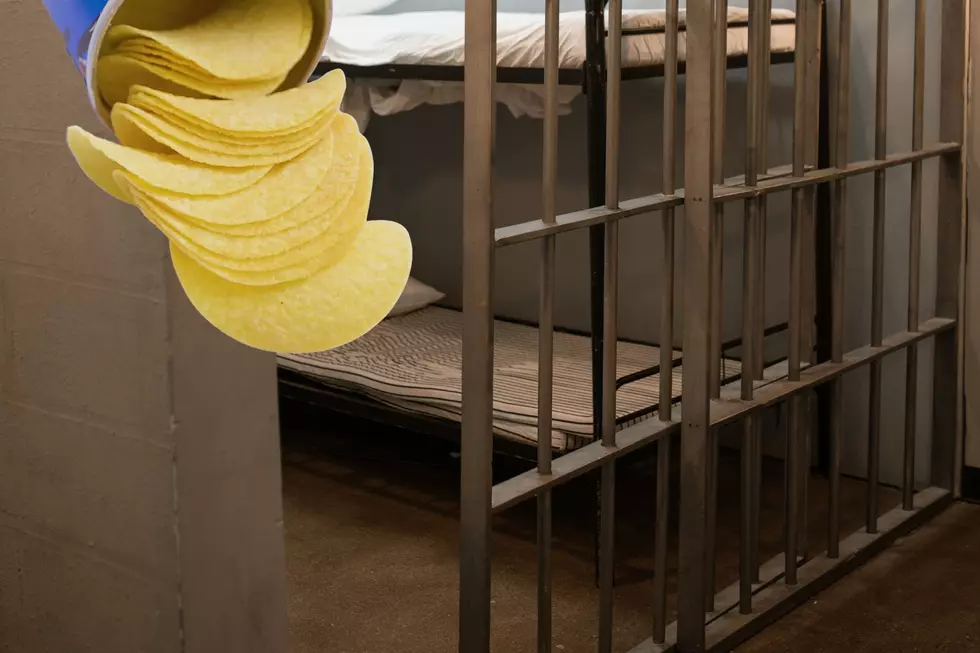 Police Say Thief Stole 17 Tubes Of Pringles In One Robbery