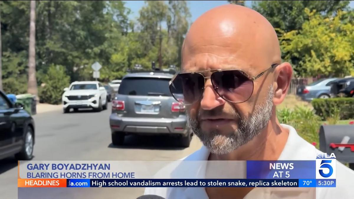 California Man Upsetting Neighbors with The Train Horn He Blasts Daily