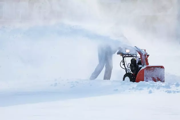 Minnesota And Iowa, Do You Love To Use Your Snowblower?