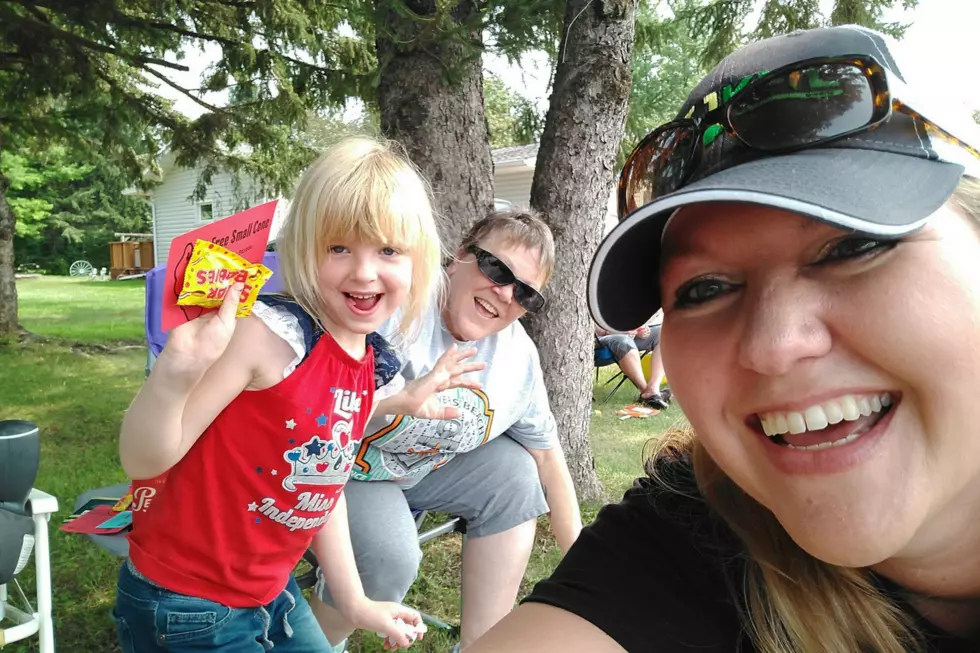 Taffy And Selfies Were Big At The Spring Valley Parade!