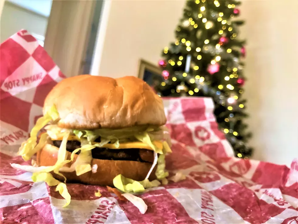 Rochester's Snappy Stop Peanut Butter Burger Taste Test