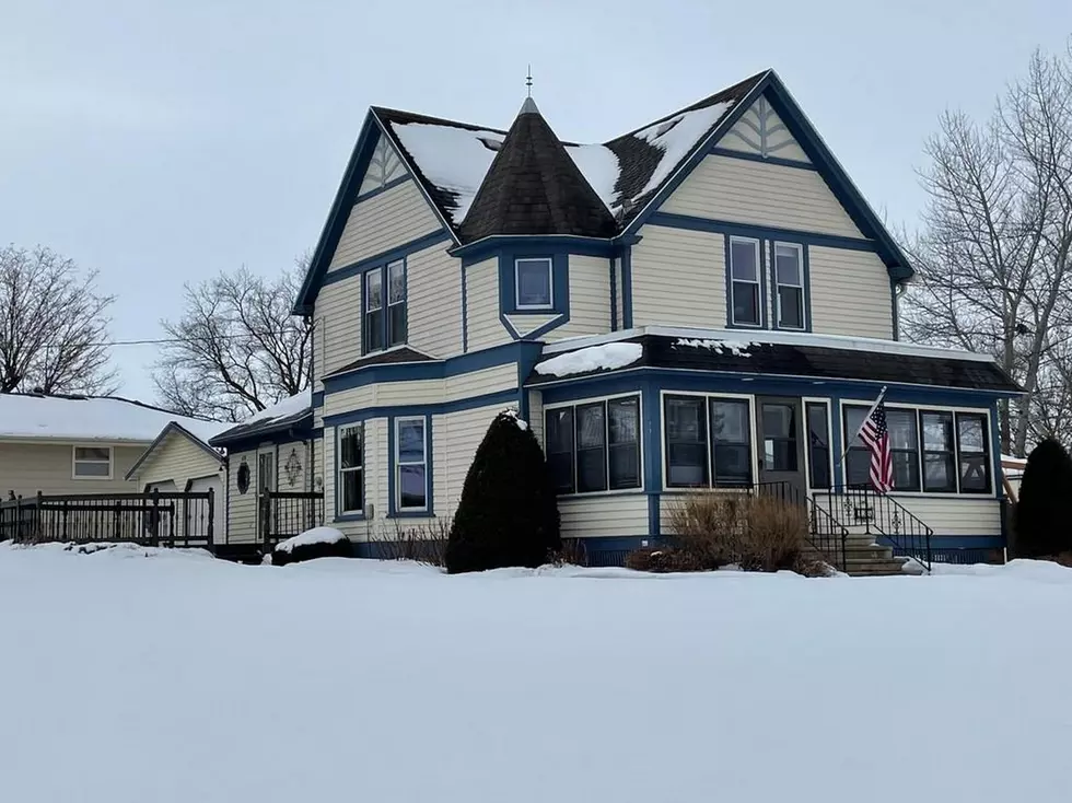 See the ‘Secret Room’ In This 1887 Stewartville Home [GALLERY]