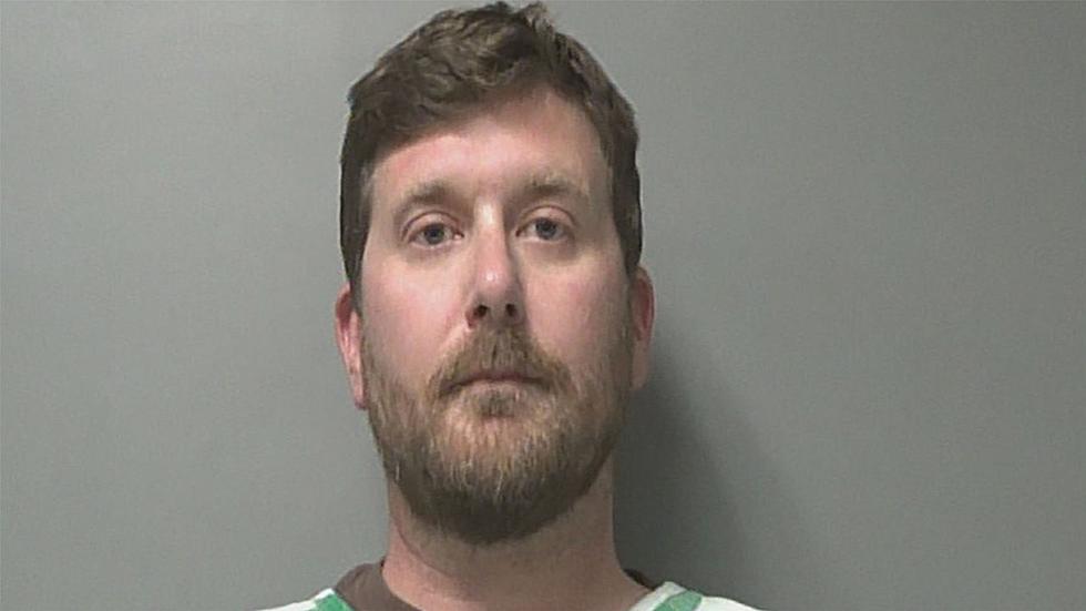 Iowa Man Makes Bomb Threat Over Lack of McDonald’s Dipping Sauce