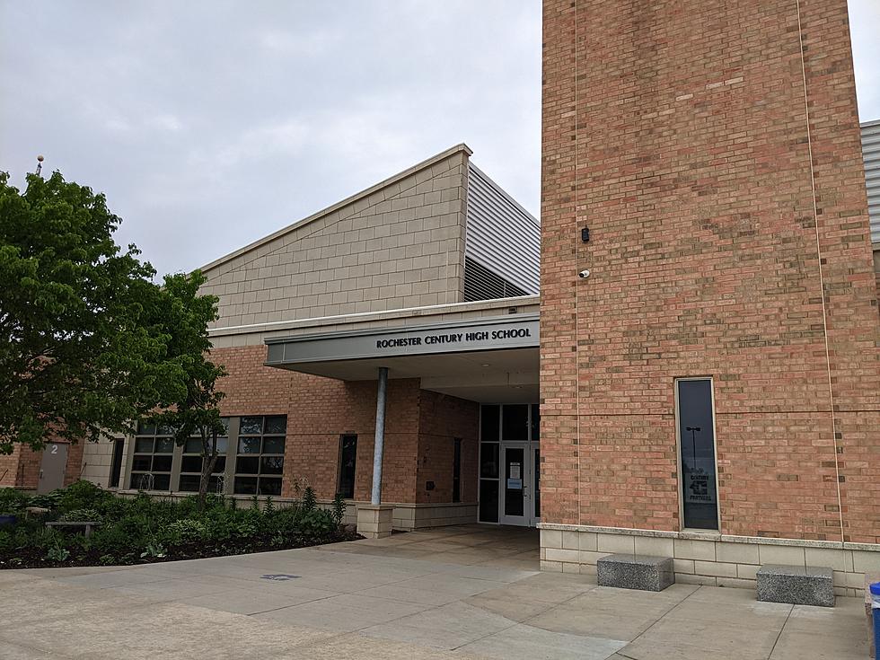 Fight Breaks Out At Rochester, MN High School: Knife Involved