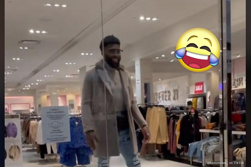 Hilarious Video of Real Person Posing as Mannequin at Rochester Store