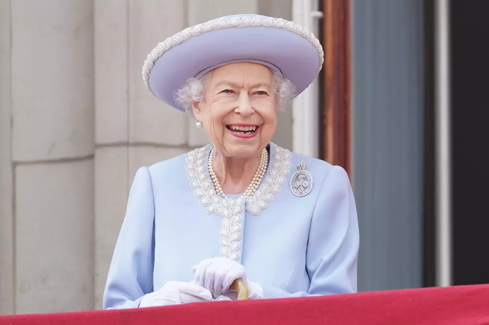 Fantastic: Queen Elizabeth Was 70 Year Pen Pal W/North Dakotan