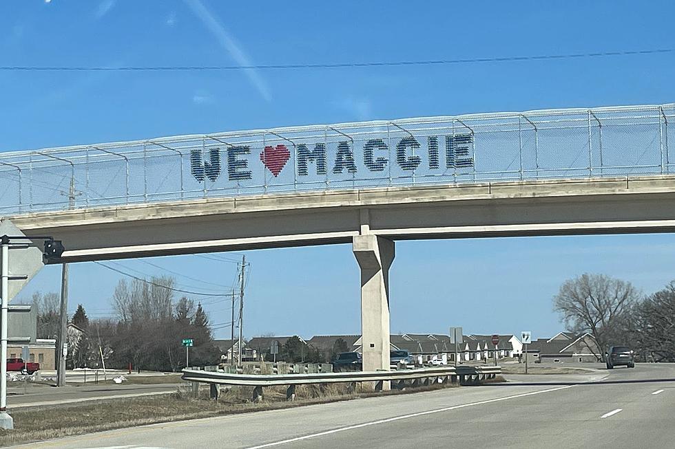 Amazing Tribute On Display For Well-Loved Teacher In SE Minnesota