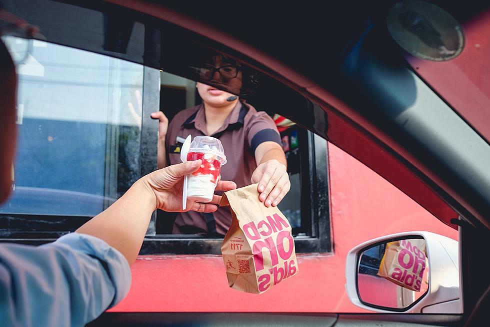 OH NO! Do Employees Working a Minnesota Drive-Thru Hear More Than Your Order?