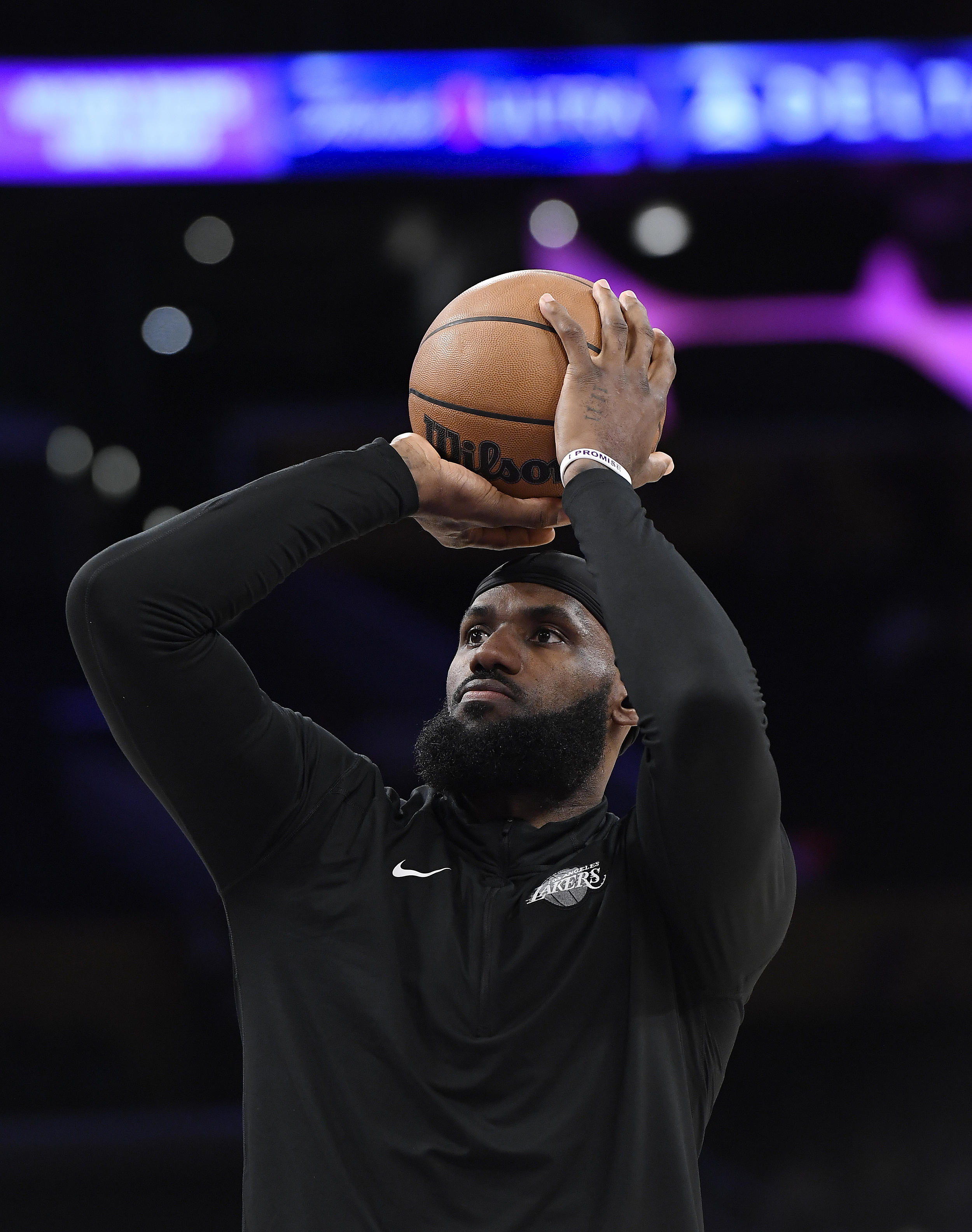 File:LeBron James Lakers.jpg - Wikipedia