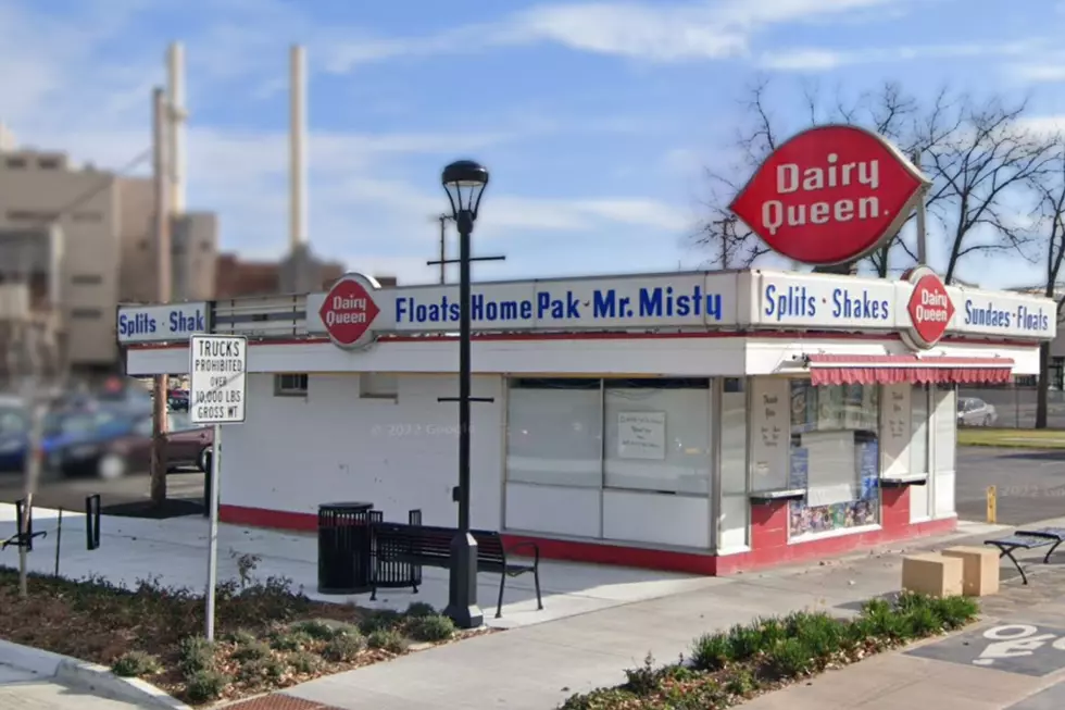 Minnesota&#8217;s Oldest Dairy Queen Looking for a New Owner