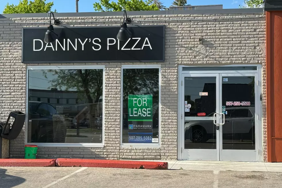 Now Closed: For Lease Signs Up at Rochester, MN Business