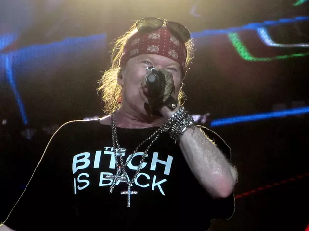 AxL &#8211; The Bitch Is Back, But The Diva Stays Home