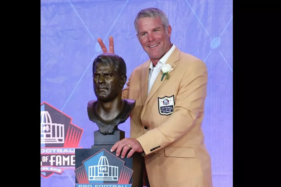 Brett Favre In New, Hilarious Ad with Old Teammates