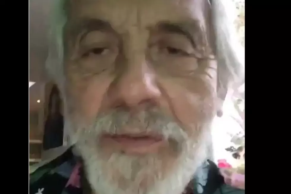 No, Tommy Chong is NOT Dead