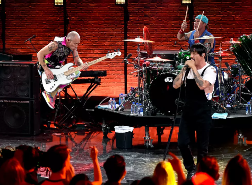5 Reasons To See The Red Hot Chili Peppers Live